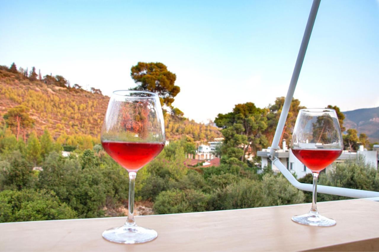 Summer Feel Suites Poros Town エクステリア 写真